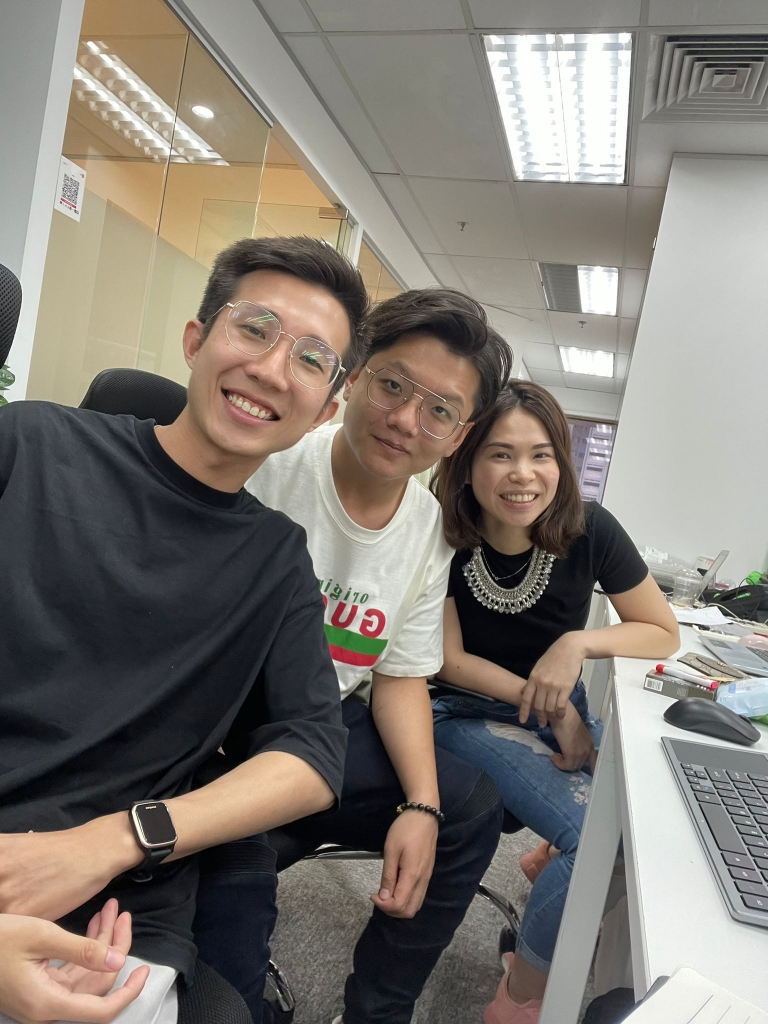 Sebastian Tan with his colleagues in OOm Digital Marketing Agency