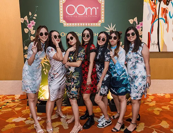 Employees at OOm a digital marketing agency