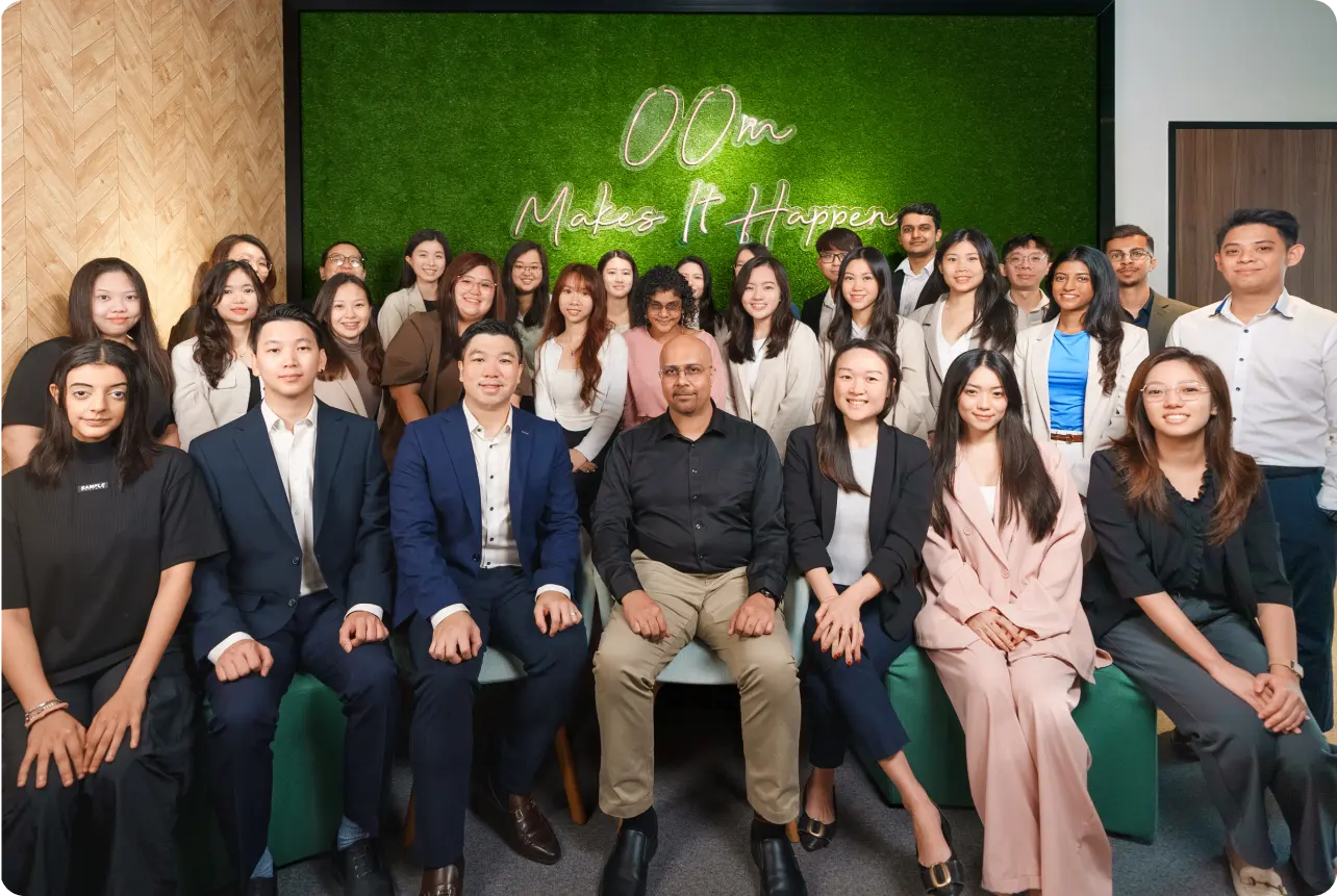 OOm SEO team group photo