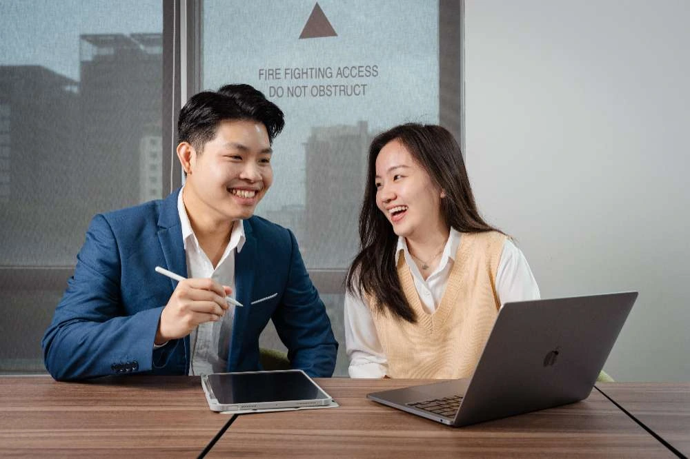 Account manager client meeting